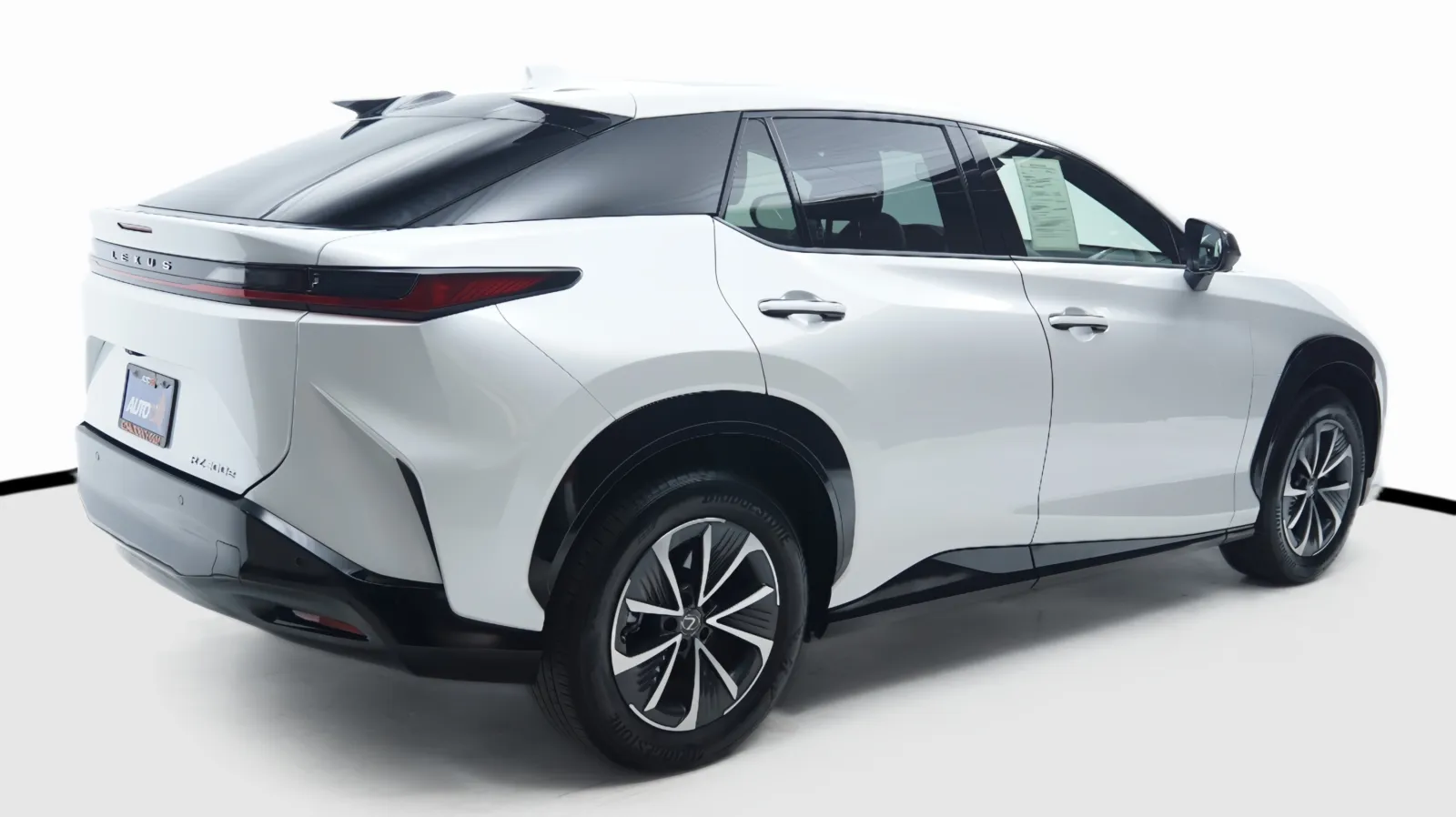 More photos of 2024 Lexus RZ 300e Luxury at Auto City, CA