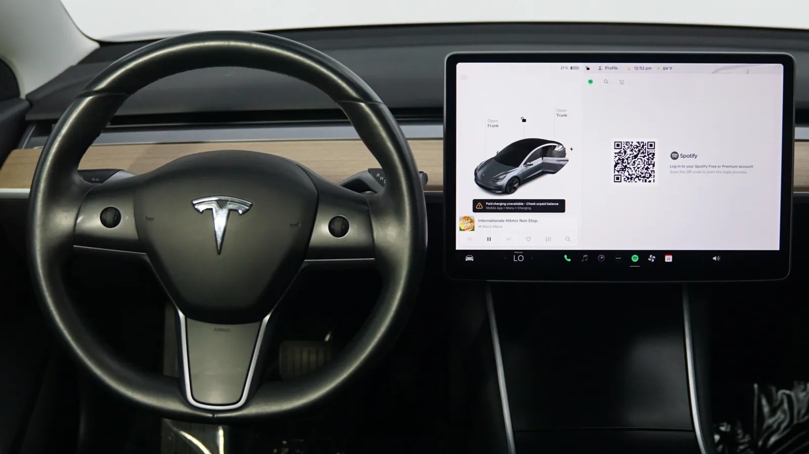 More photos of 2018 Tesla Model 3 Long Range Battery at Auto City, CA