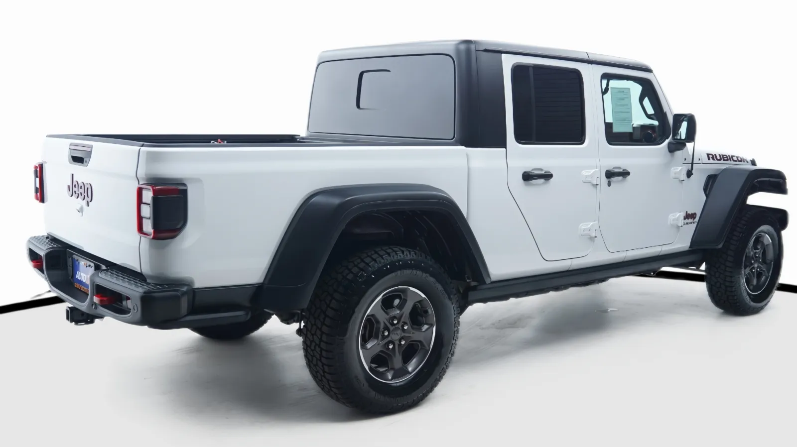 More photos of 2020 Jeep Gladiator Rubicon at Auto City, CA
