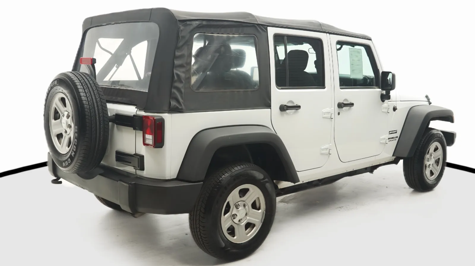 More photos of 2016 Jeep Wrangler Unlimited Sport at Auto City, CA