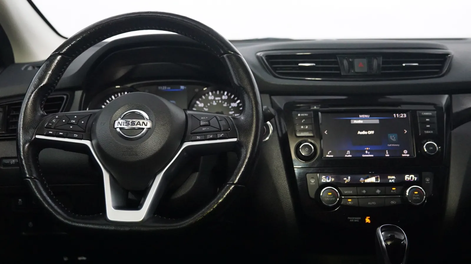 More photos of 2022 Nissan Rogue Sport SV at Auto City, CA