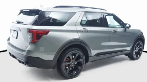 More photos of 2020 Ford Explorer ST at Auto City, CA