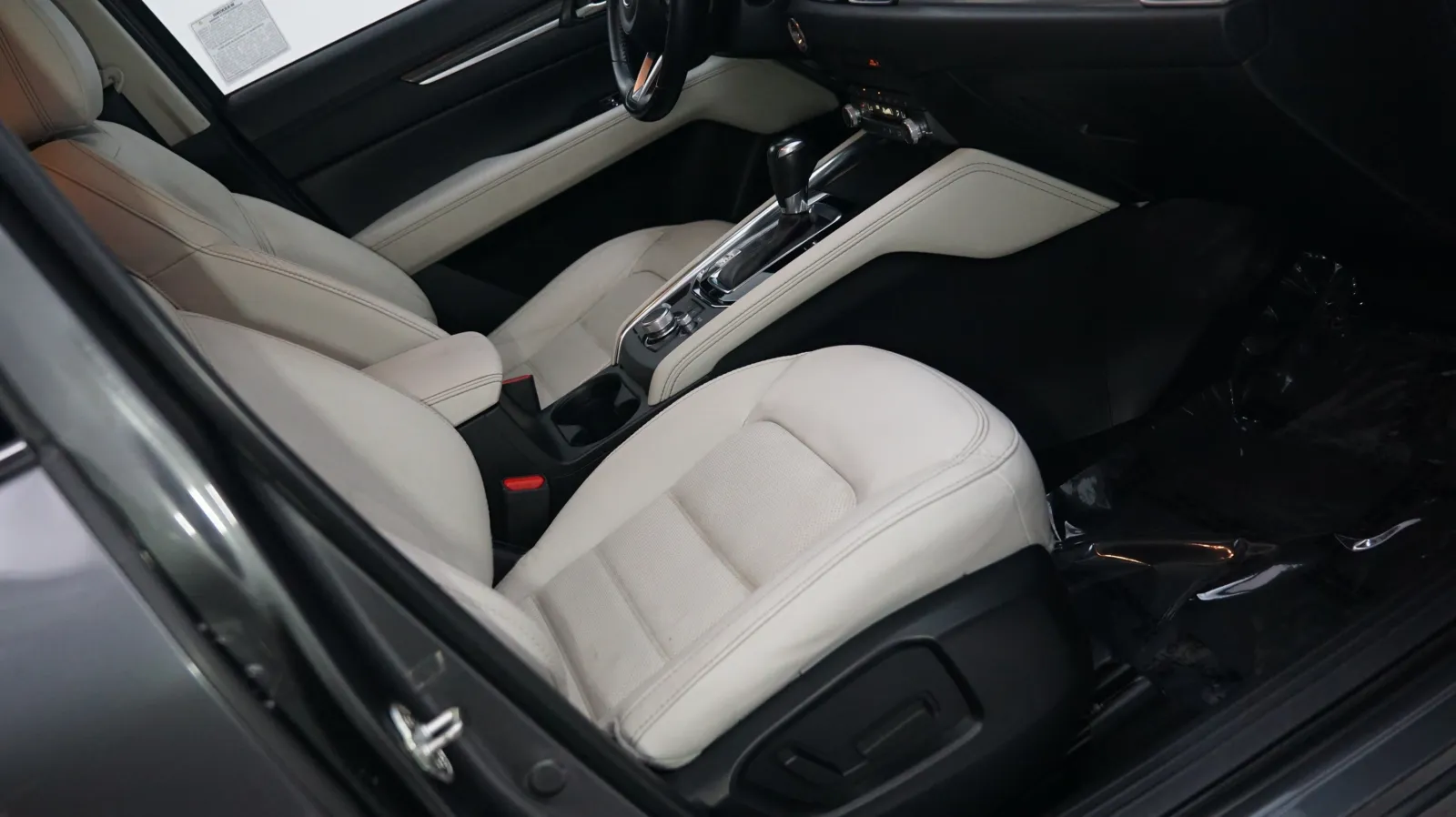 More photos of 2023 Mazda CX-5 2.5 S Premium Package at Auto City, CA