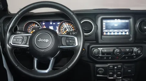 More photos of 2020 Jeep Wrangler Unlimited Sahara at Auto City, CA