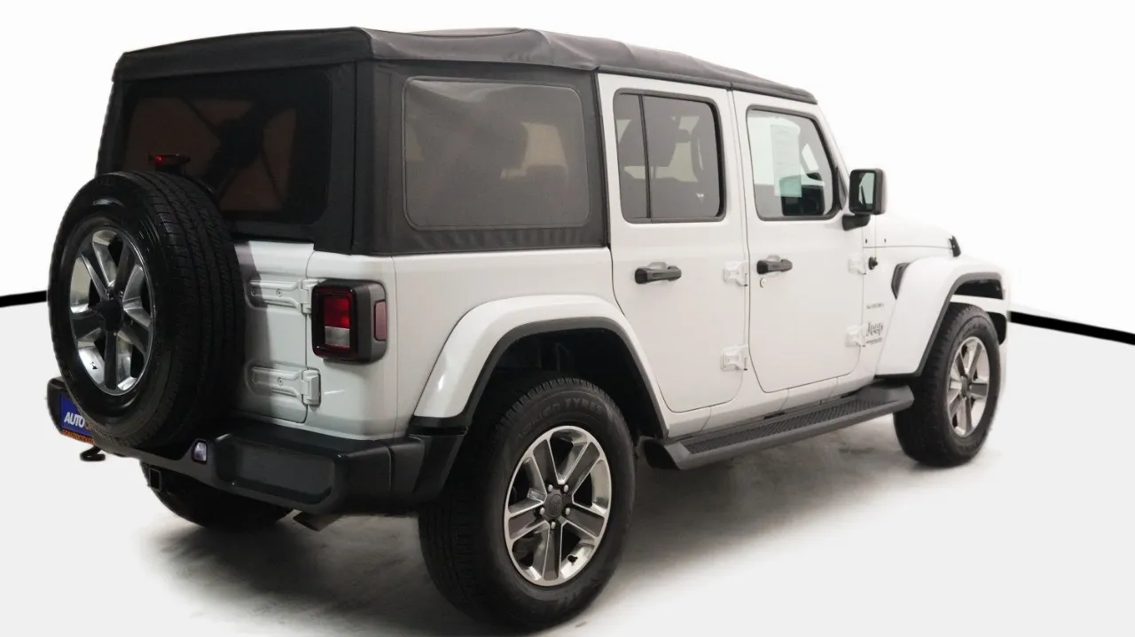 More photos of 2020 Jeep Wrangler Unlimited Sahara at Auto City, CA