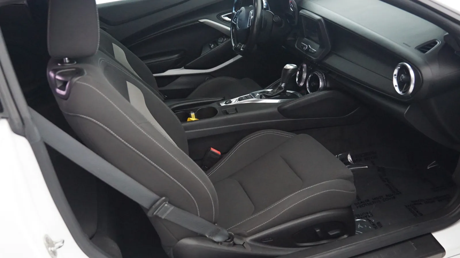 More photos of 2018 Chevrolet Camaro 1LT at Auto City, CA