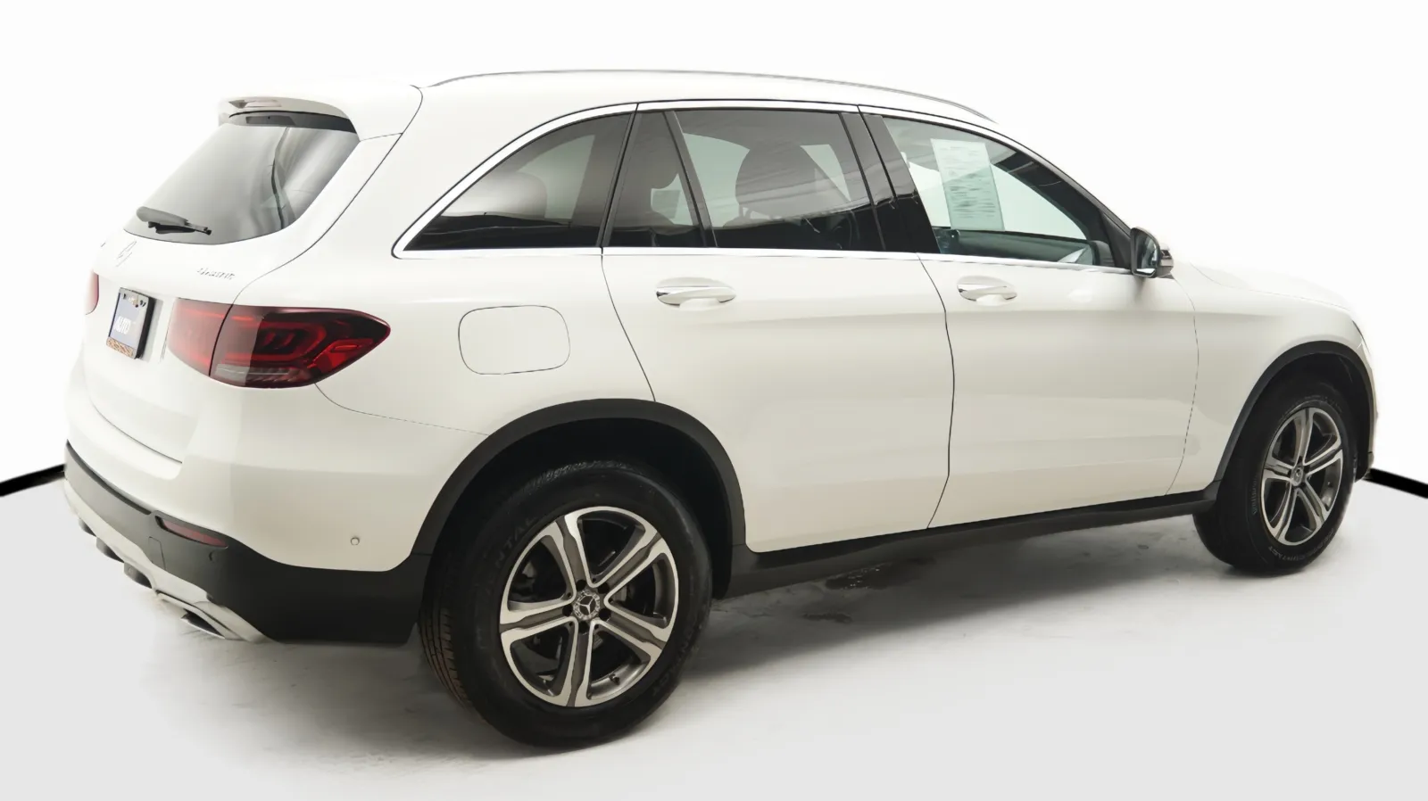 More photos of 2021 Mercedes-Benz GLC 300 at Auto City, CA