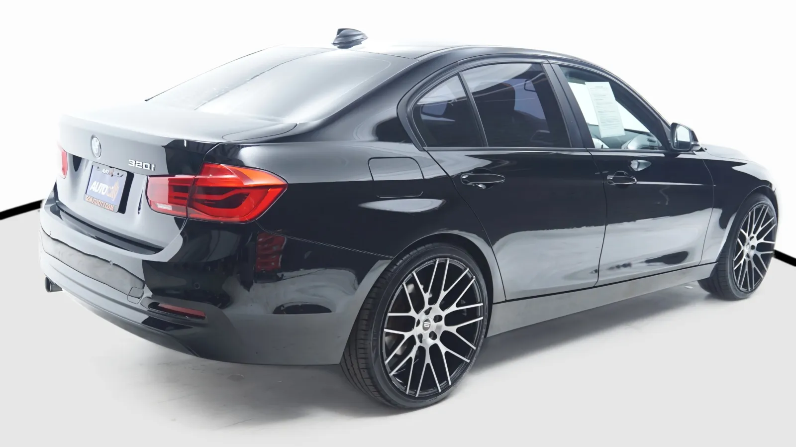 More photos of 2016 BMW 3-Series 320i at Auto City, CA