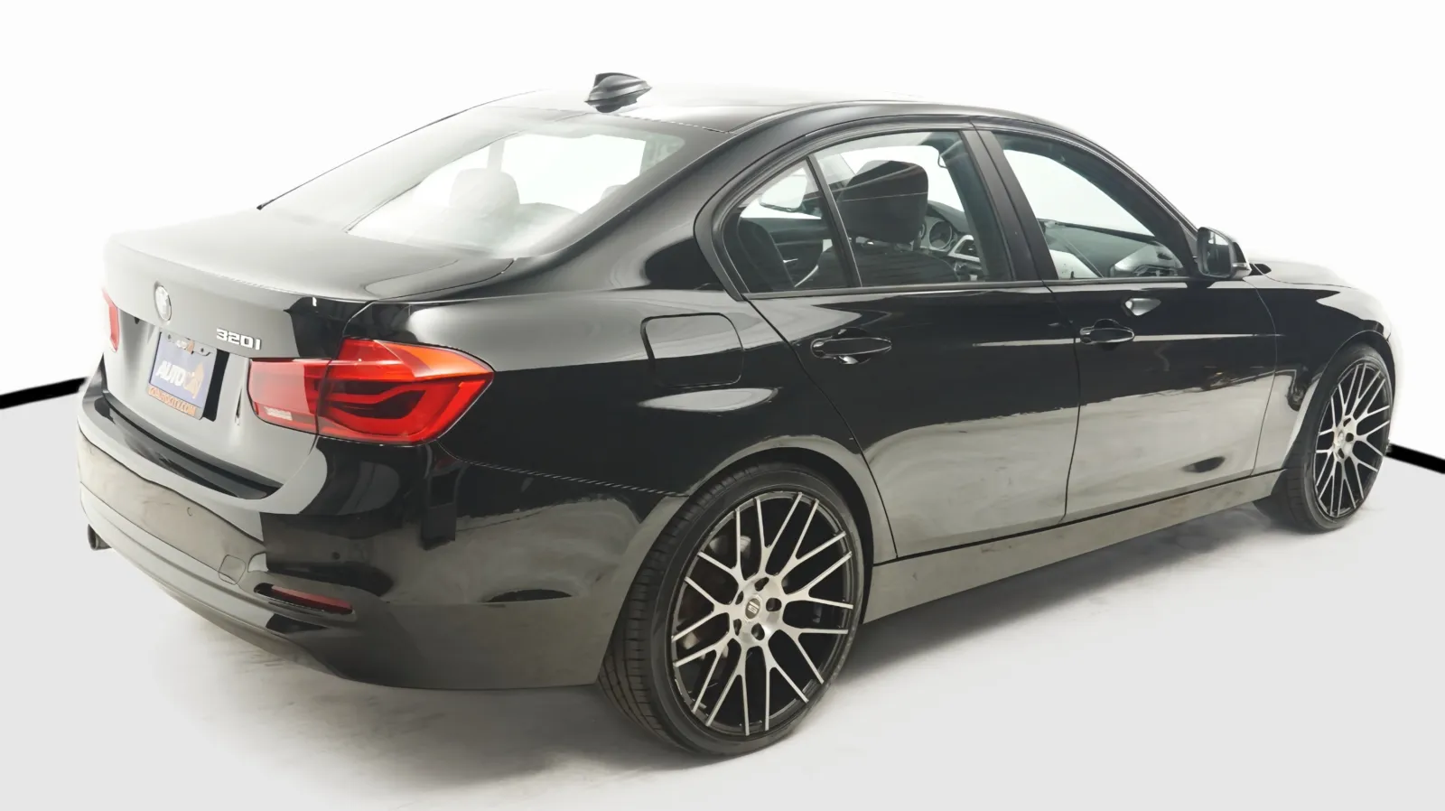 More photos of 2016 BMW 3-Series 320i at Auto City, CA