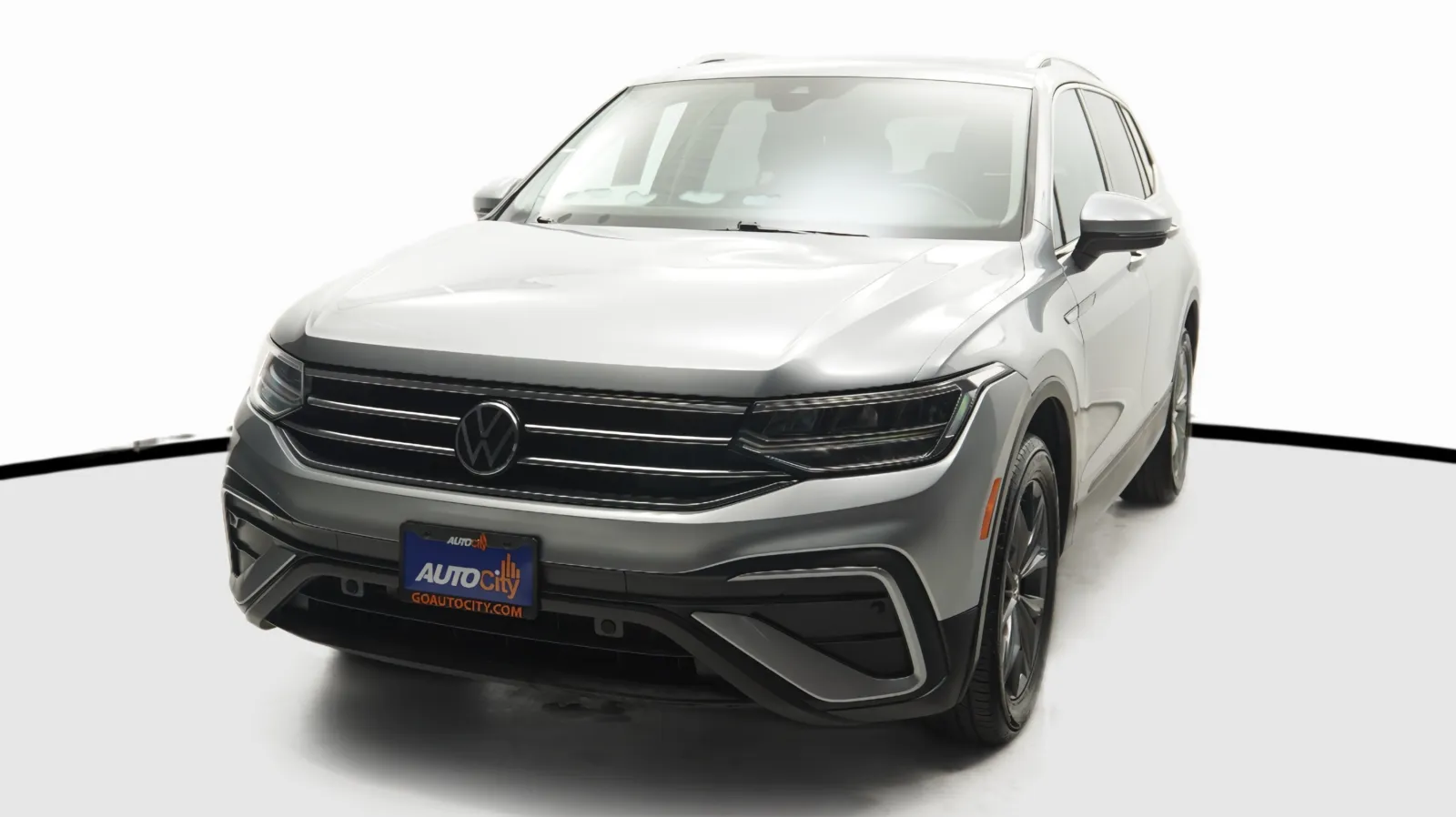 Gray 2022 Volkswagen Tiguan SE for sale in El Cajon, CA