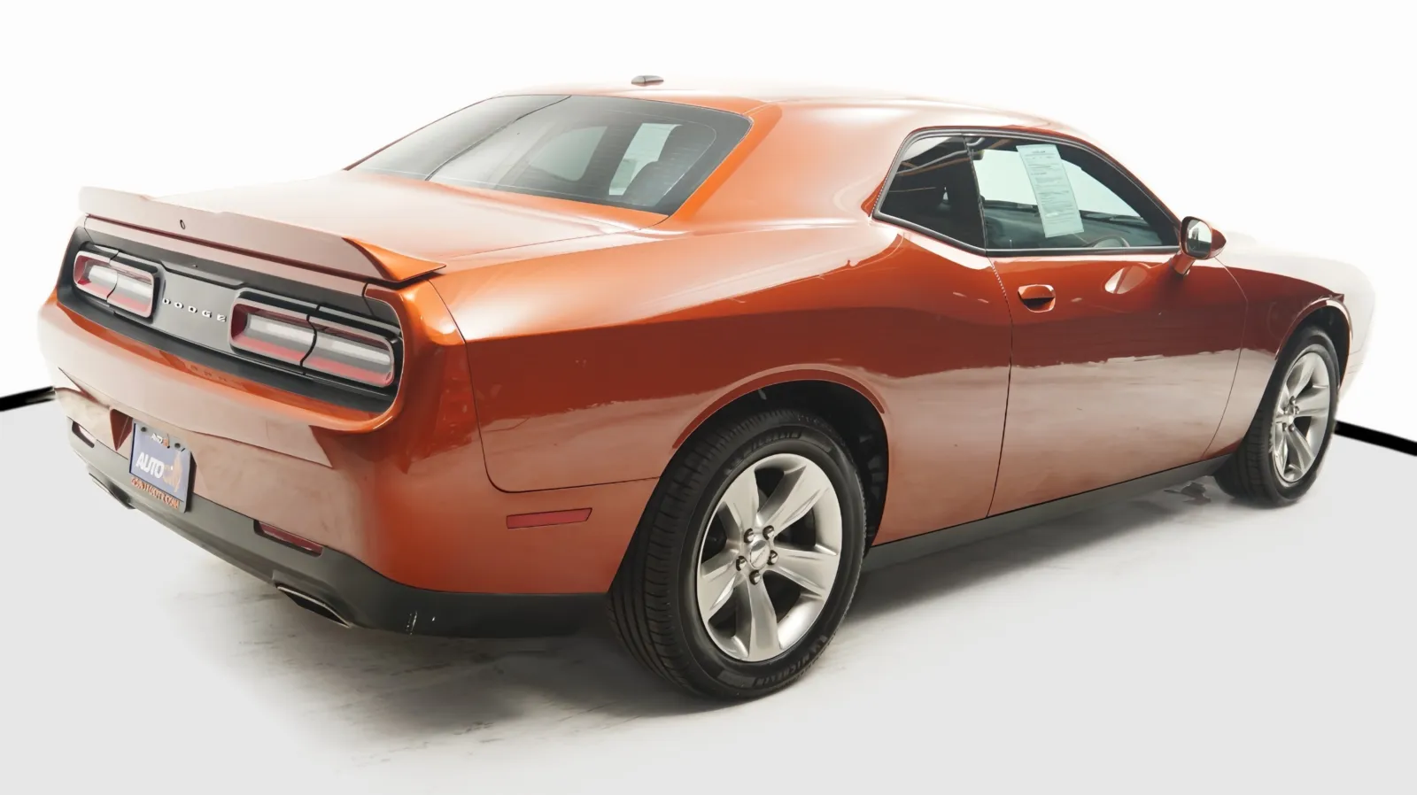 More photos of 2021 Dodge Challenger SXT at Auto City, CA