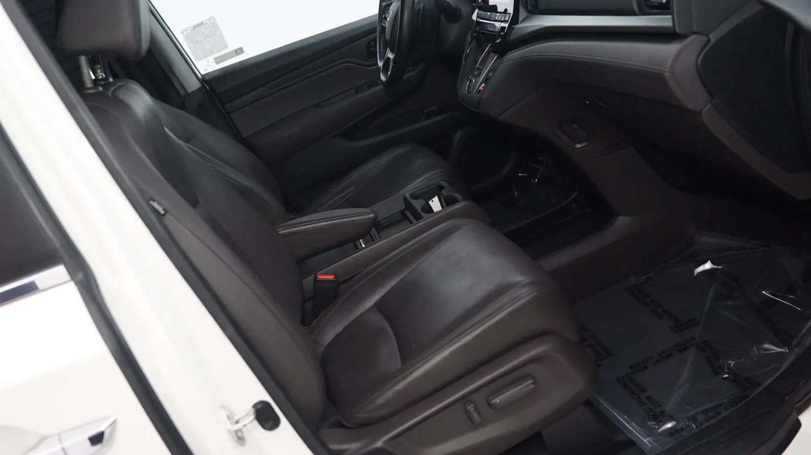 More photos of 2018 Honda Odyssey EX-L at Auto City, CA