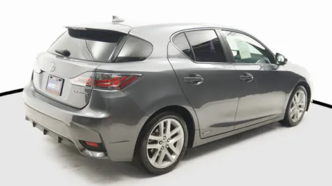 More photos of 2016 Lexus CT 200h Hybrid at Auto City, CA