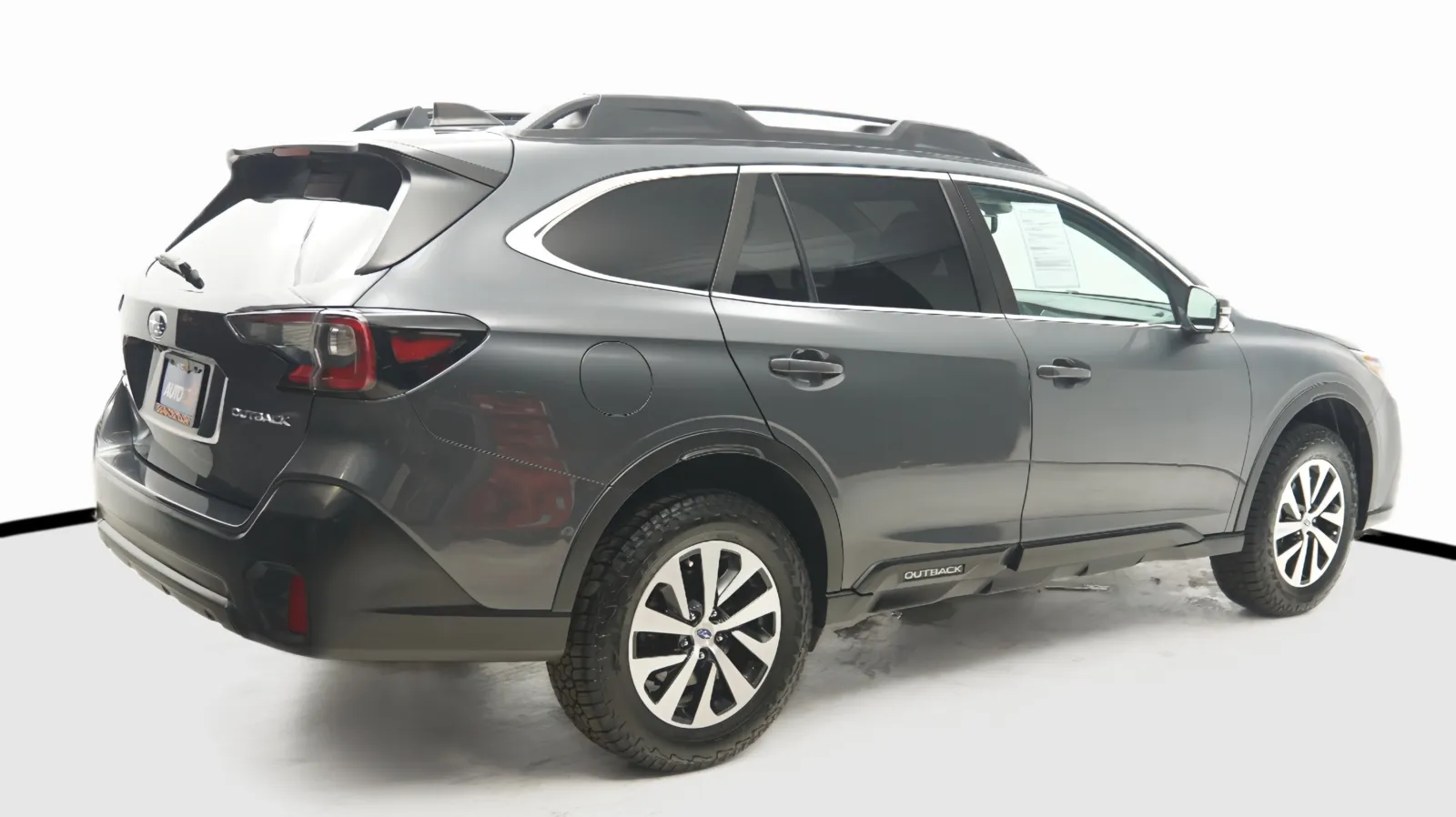 More photos of 2020 Subaru Outback Premium at Auto City, CA