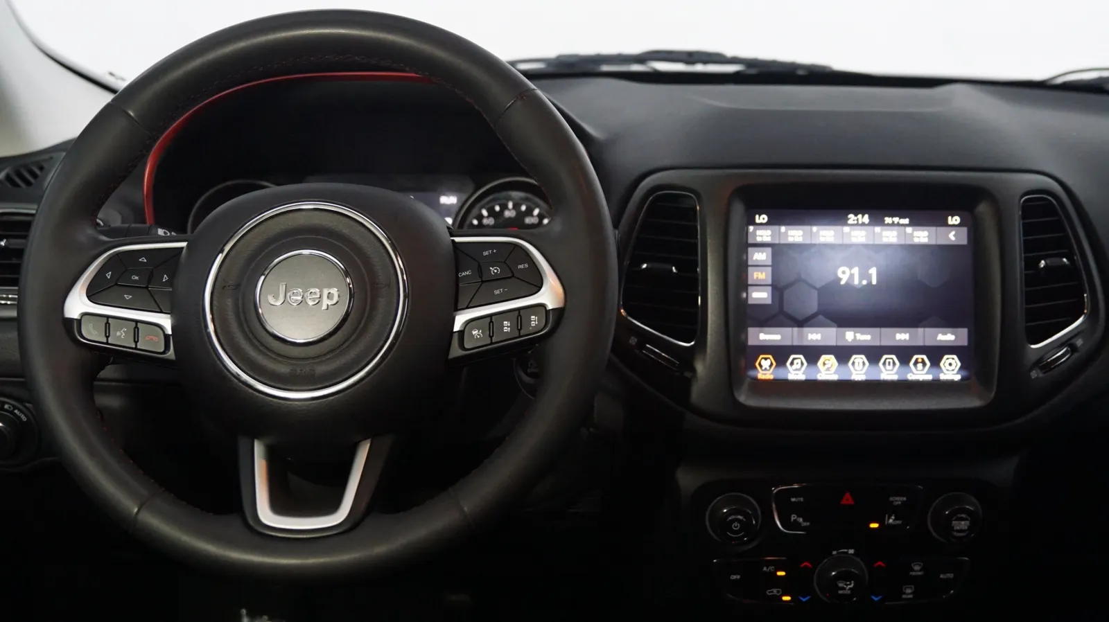 More photos of 2021 Jeep Compass Trailhawk at Auto City, CA