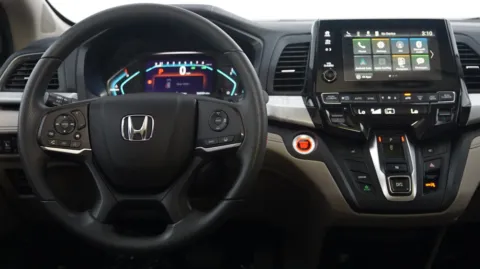 More photos of 2018 Honda Odyssey EX at Auto City, CA