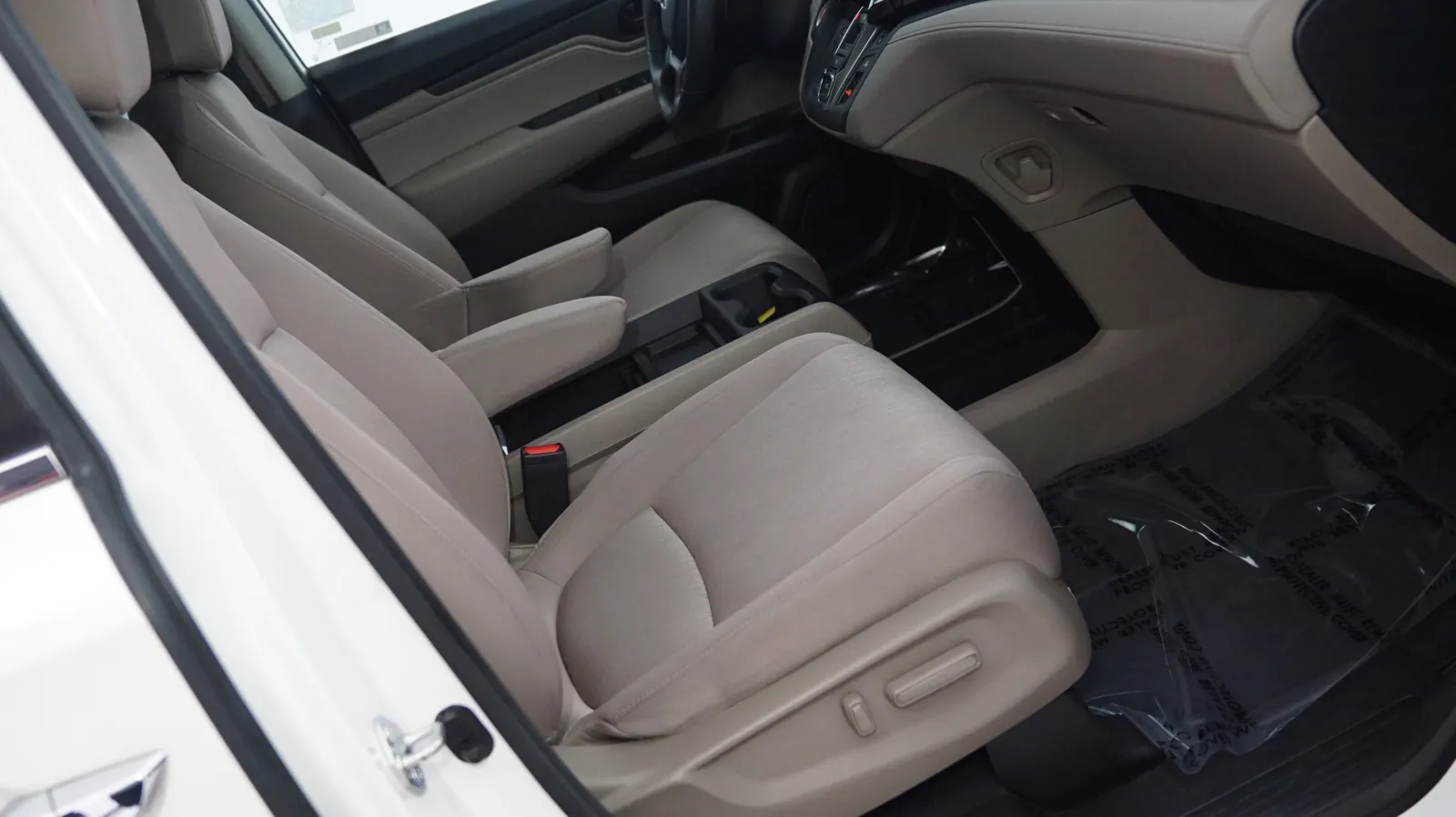 More photos of 2018 Honda Odyssey EX at Auto City, CA