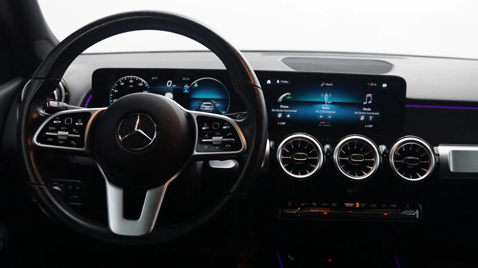 More photos of 2023 Mercedes-Benz GLB 250 at Auto City, CA