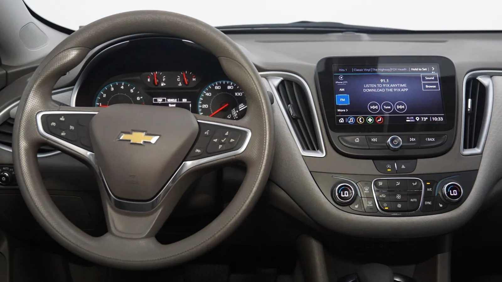 More photos of 2022 Chevrolet Malibu LT at Auto City, CA