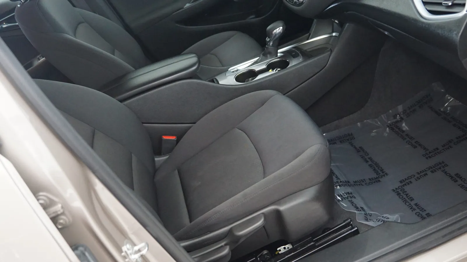 More photos of 2023 Chevrolet Malibu LT at Auto City, CA