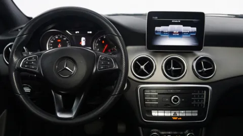 More photos of 2020 Mercedes-Benz GLA 250 at Auto City, CA