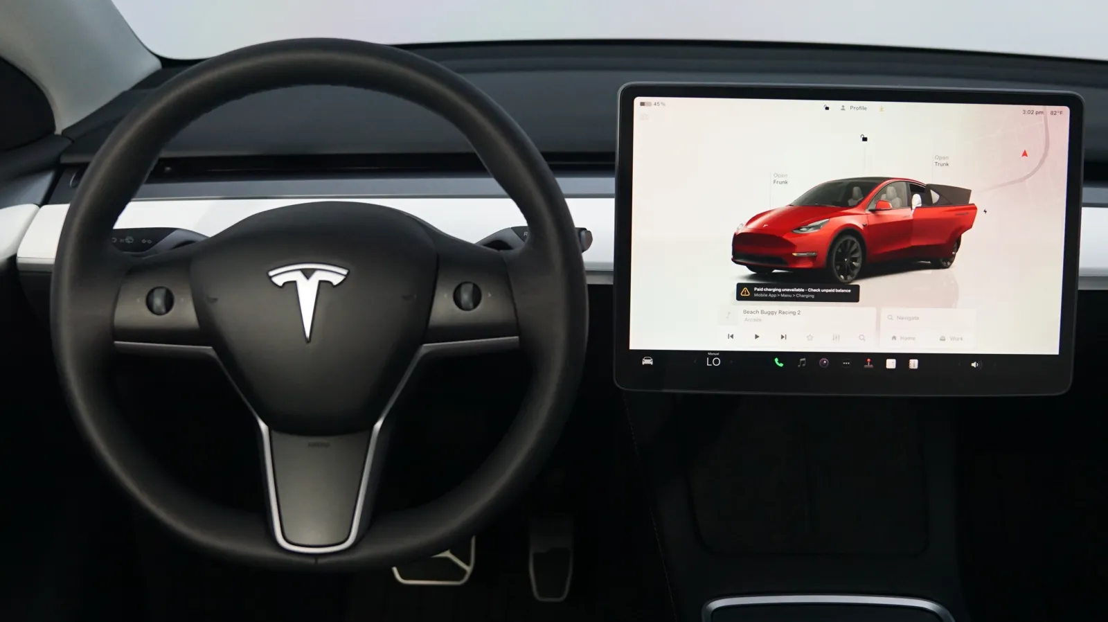 More photos of 2022 Tesla Model Y Long Range at Auto City, CA