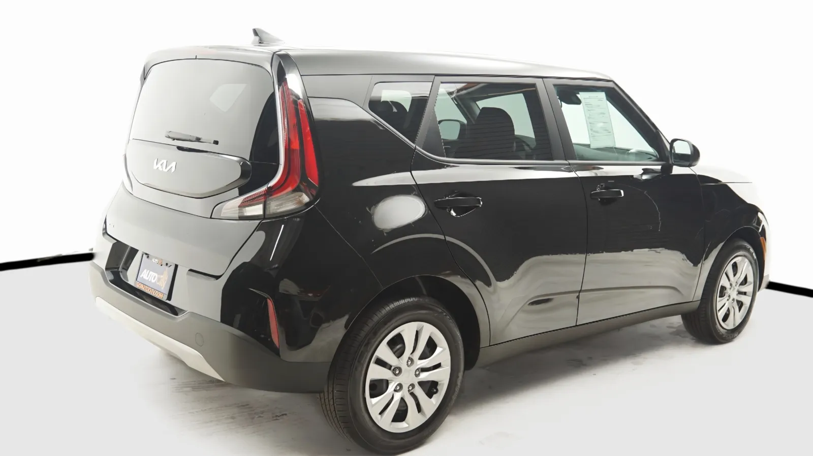 More photos of 2025 Kia Soul LX at Auto City, CA