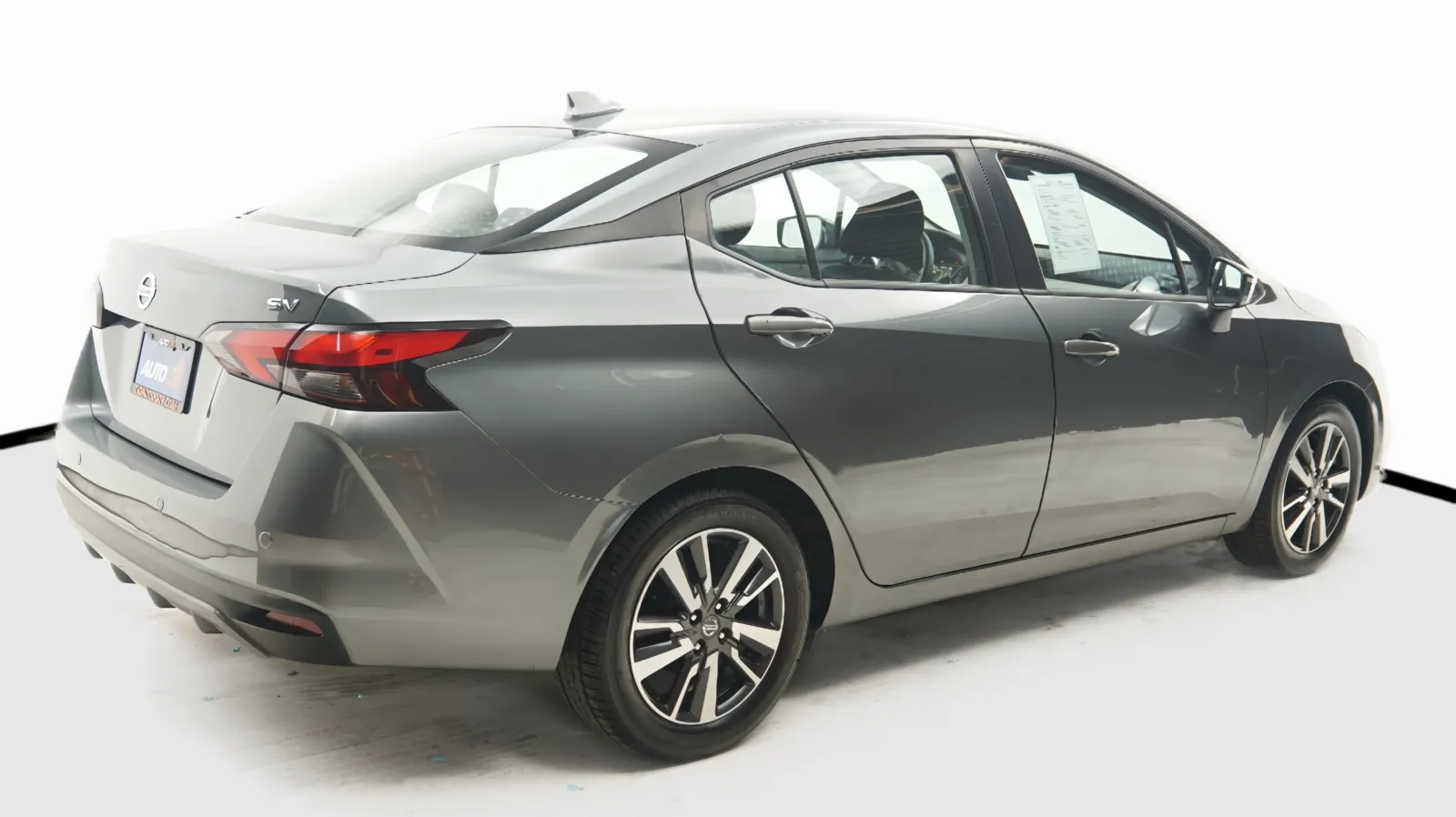 More photos of 2021 Nissan Versa SV at Auto City, CA
