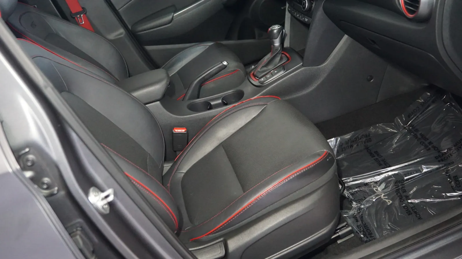 More photos of 2019 Hyundai KONA Iron Man at Auto City, CA