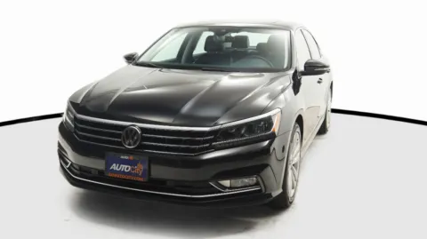 Black 2018 Volkswagen Passat 2.0T SEL Premium for sale in El Cajon, CA