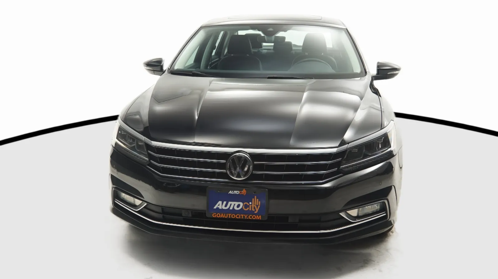 Another view of 2018 Volkswagen Passat 2.0T SEL Premium for sale in El Cajon, CA at Auto City