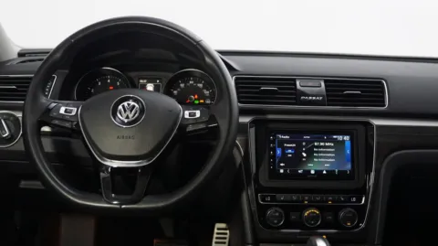 More photos of 2018 Volkswagen Passat 2.0T SEL Premium at Auto City, CA