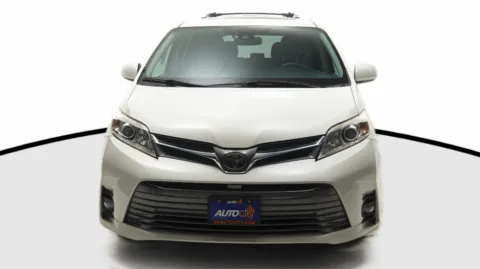 Another view of 2018 Toyota Sienna Limited for sale in El Cajon, CA at Auto City