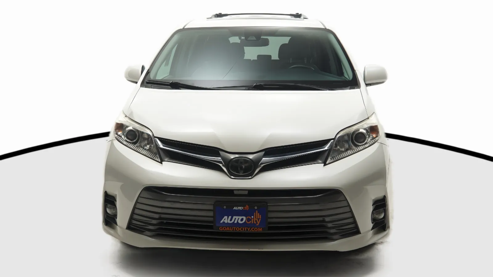 Another view of 2018 Toyota Sienna Limited for sale in El Cajon, CA at Auto City