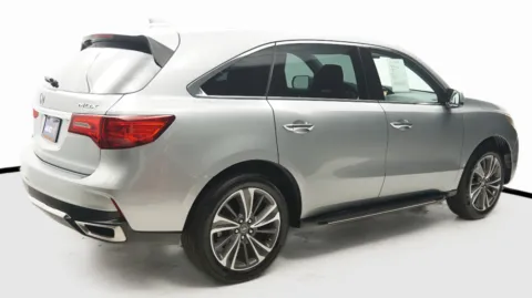 More photos of 2019 Acura MDX w/Technology Pkg at Auto City, CA
