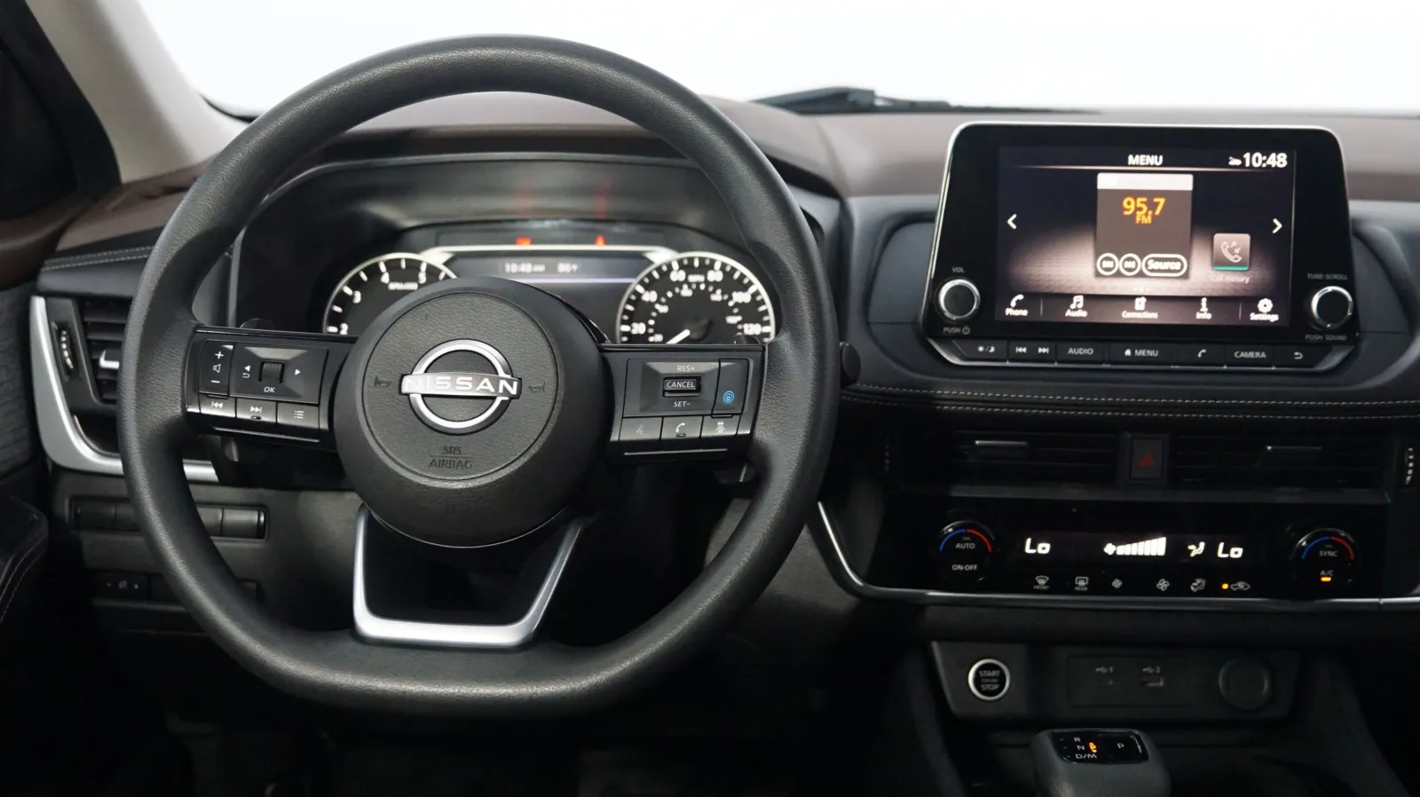 More photos of 2023 Nissan Rogue SV at Auto City, CA