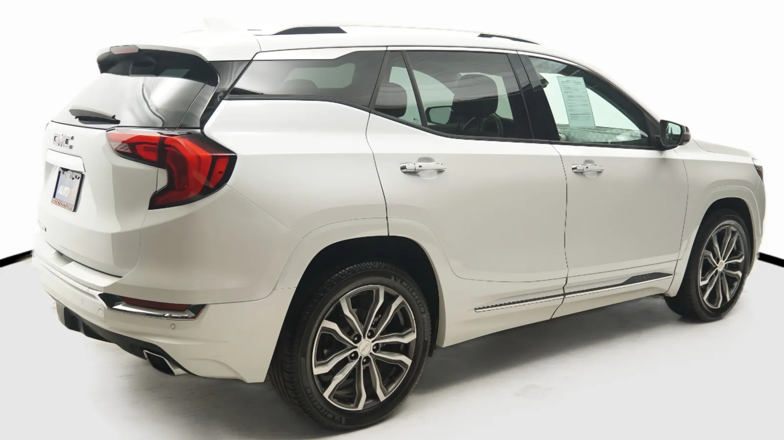 More photos of 2020 GMC Terrain Denali at Auto City, CA