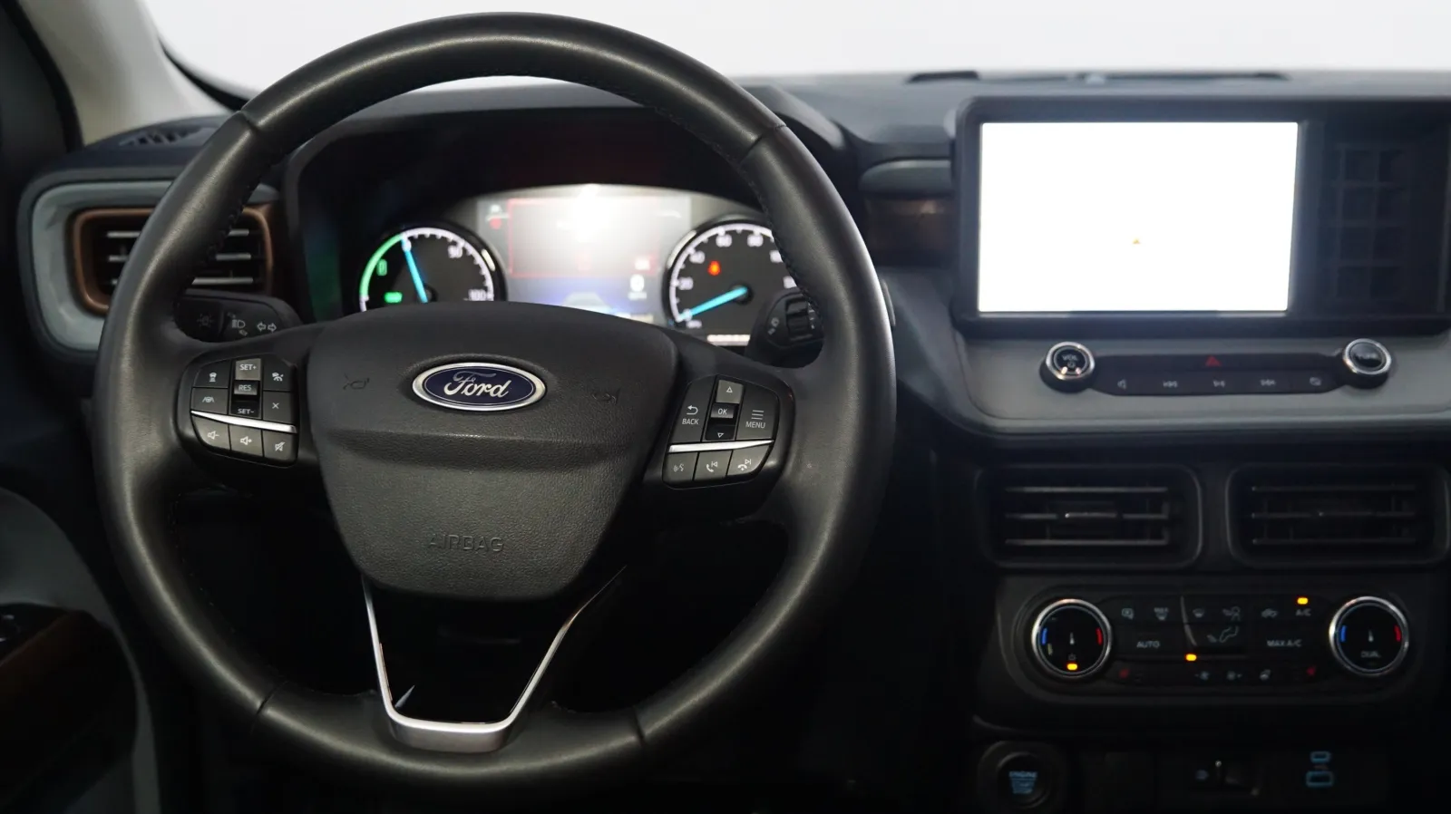 More photos of 2024 Ford Maverick LARIAT at Auto City, CA