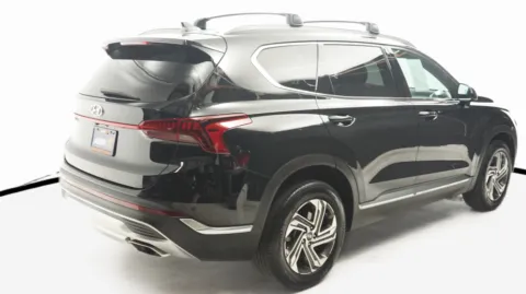 More photos of 2022 Hyundai Santa Fe SEL at Auto City, CA