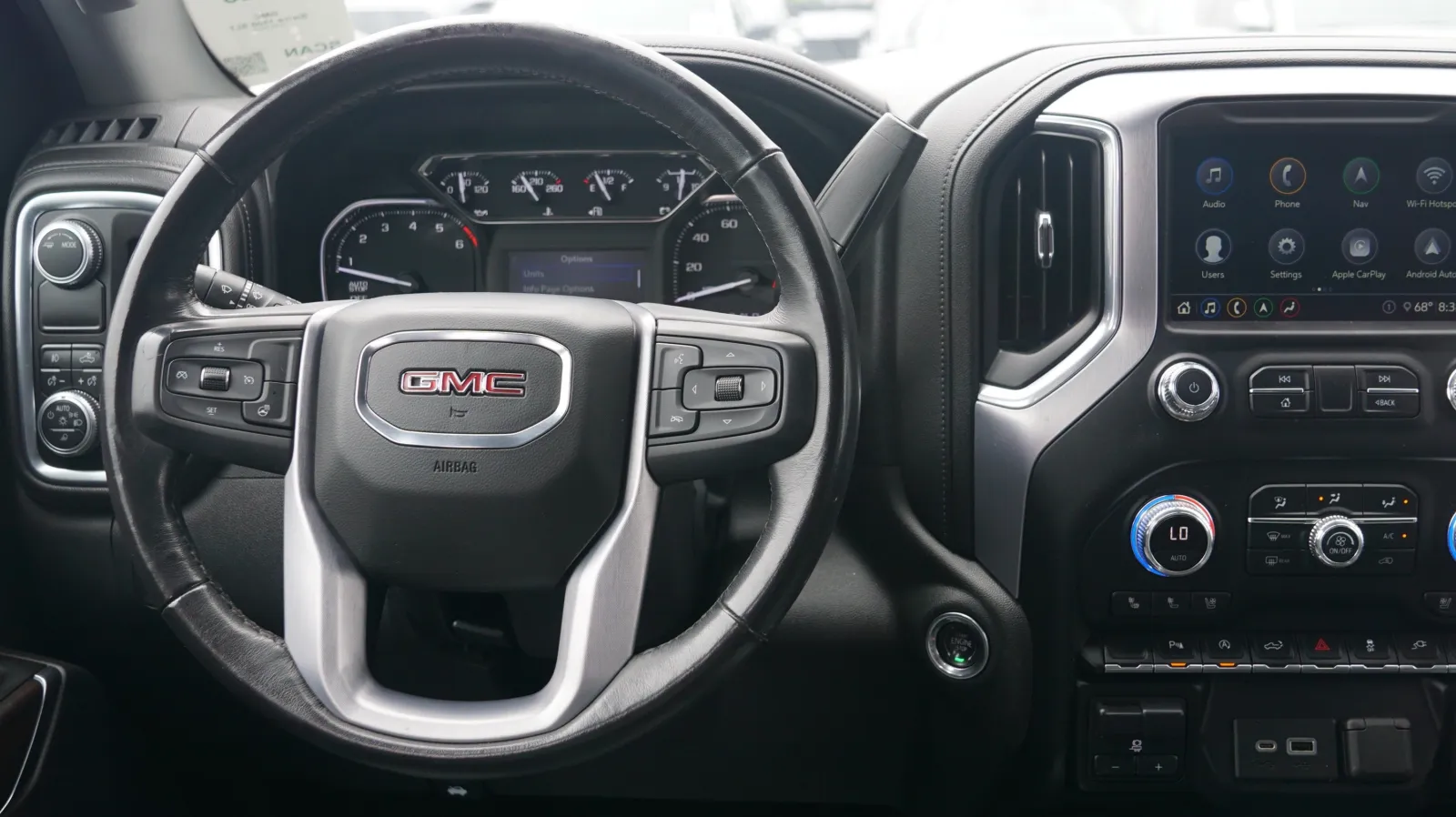 More photos of 2020 GMC Sierra 1500 SLT at Auto City, CA