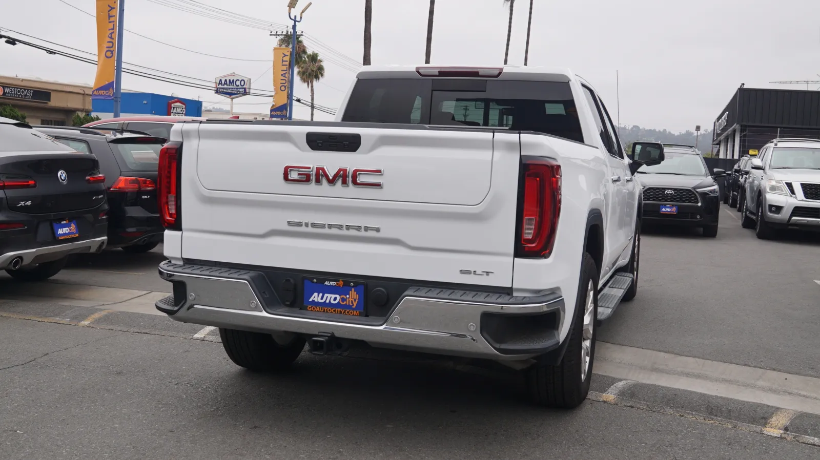 GMC Sierra photo 10