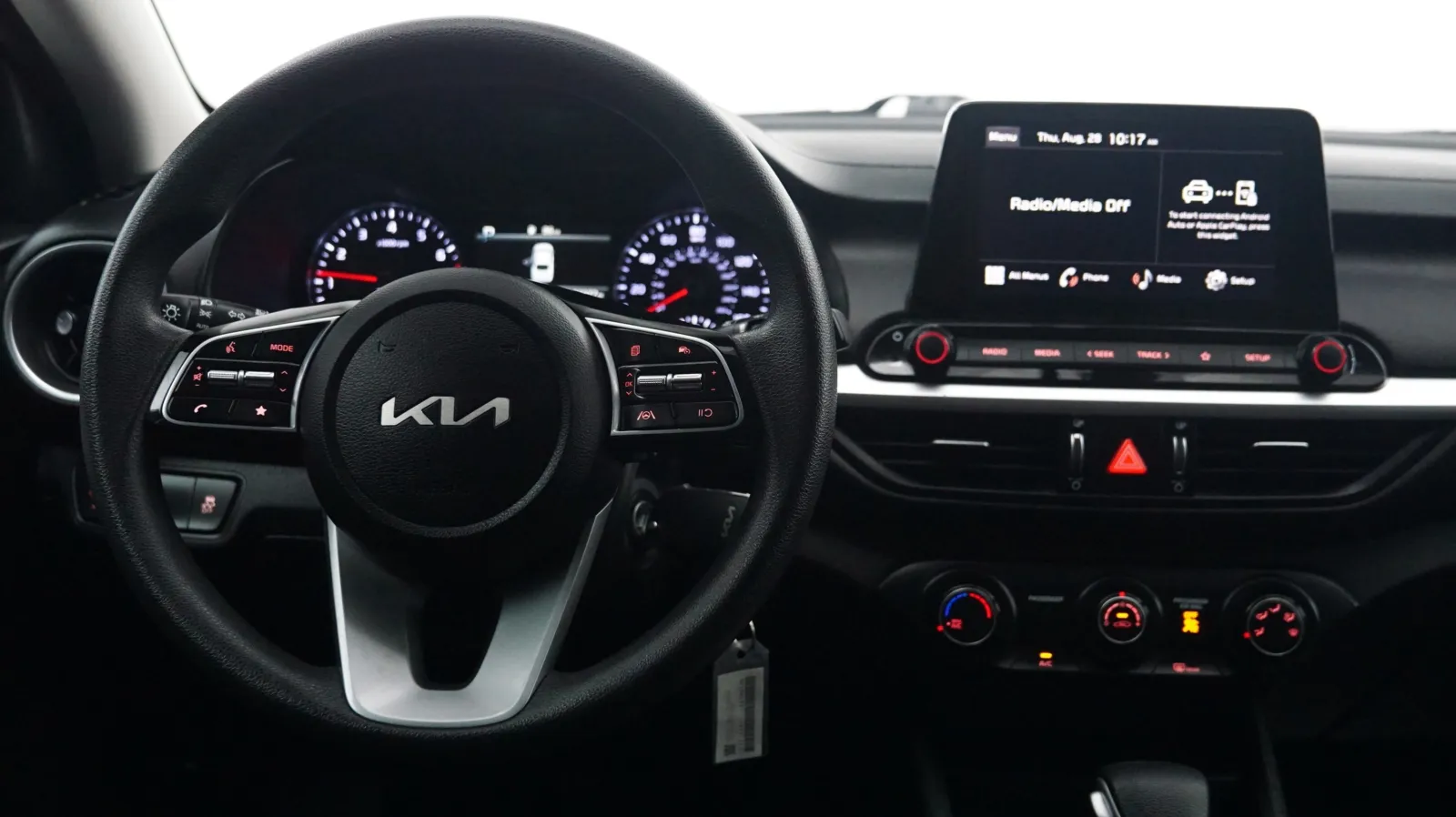 More photos of 2023 Kia Forte LXS at Auto City, CA