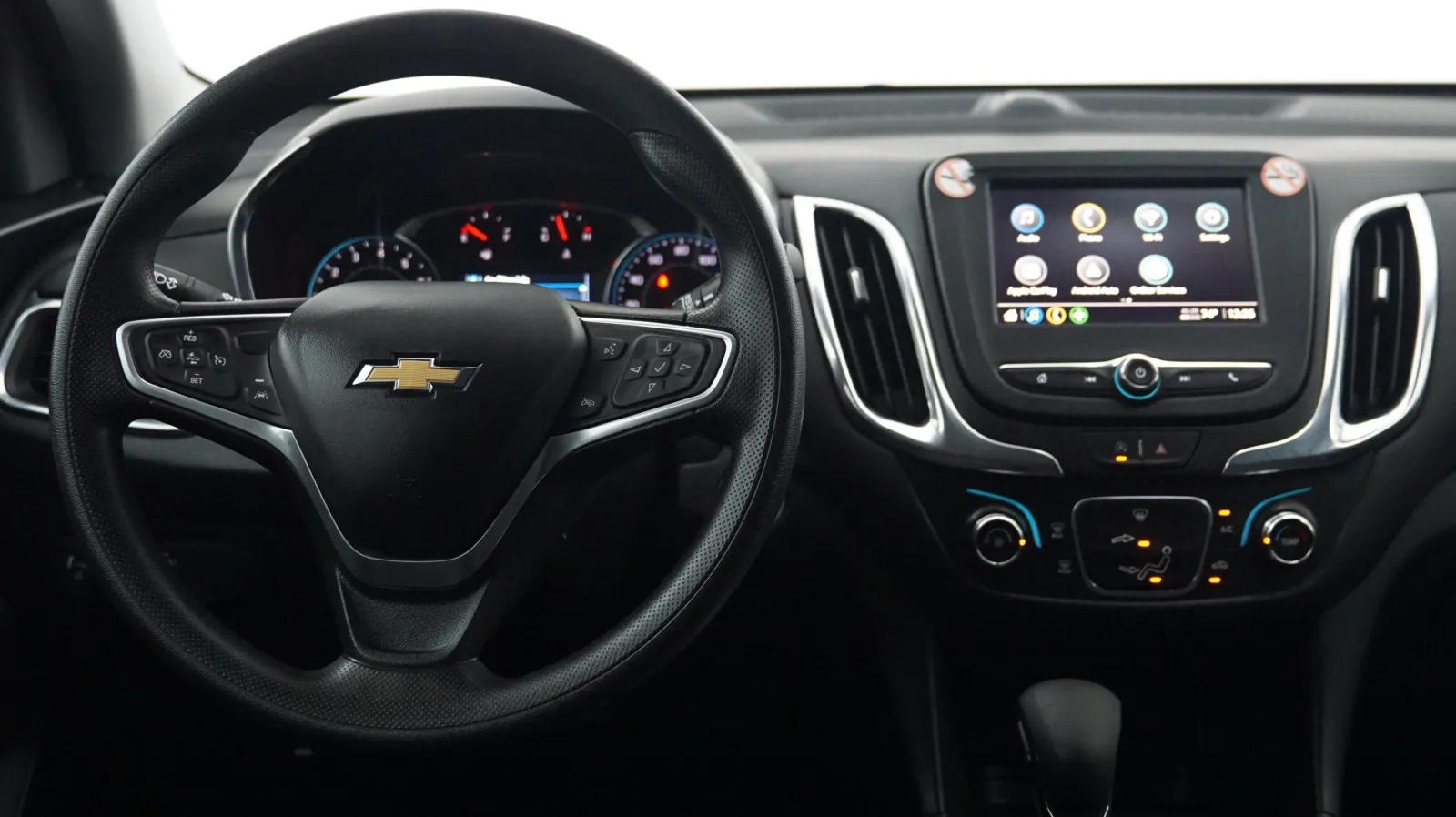 More photos of 2023 Chevrolet Equinox LT at Auto City, CA