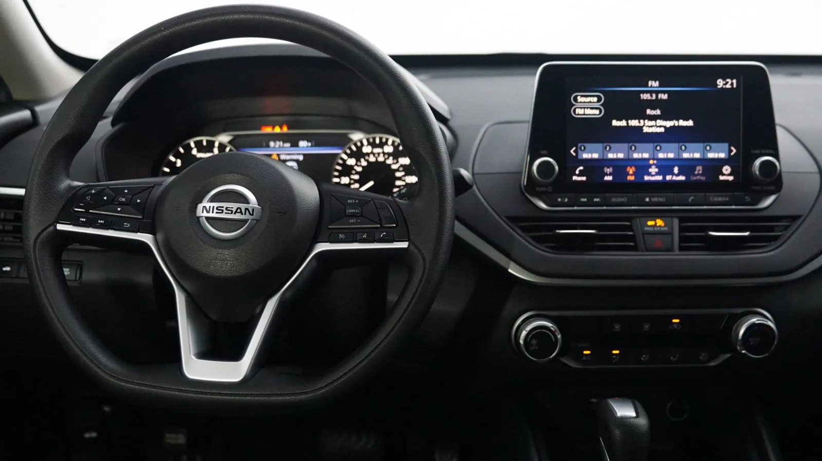 More photos of 2022 Nissan Altima 2.5 SV at Auto City, CA