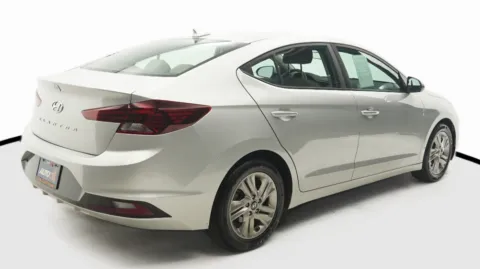 More photos of 2019 Hyundai Elantra SEL at Auto City, CA