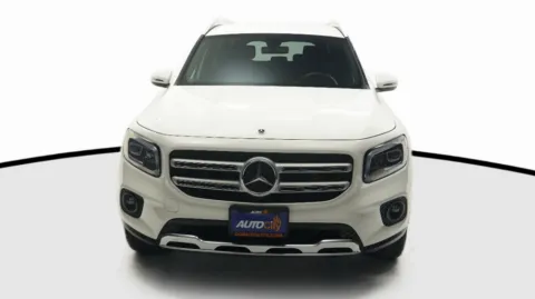 Another view of 2022 Mercedes-Benz GLB 250 for sale in El Cajon, CA at Auto City