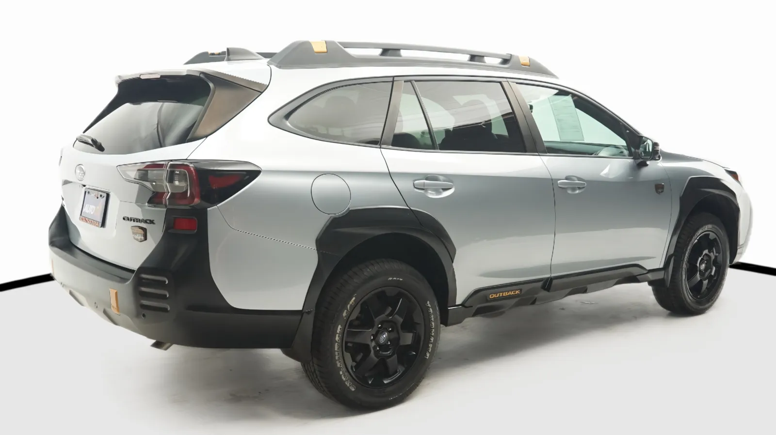 More photos of 2022 Subaru Outback Wilderness at Auto City, CA