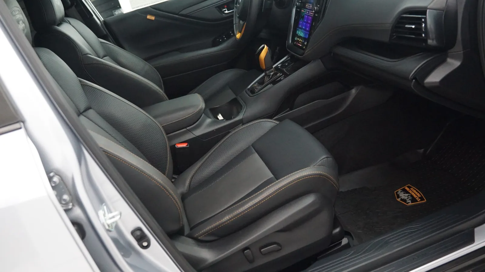 More photos of 2022 Subaru Outback Wilderness at Auto City, CA