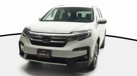 White 2022 Honda Pilot Touring 7-Passenger for sale in El Cajon, CA