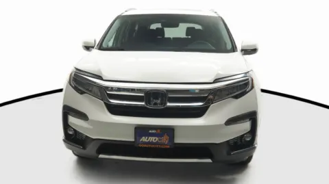 Another view of 2022 Honda Pilot Touring 7-Passenger for sale in El Cajon, CA at Auto City